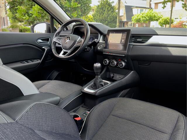 Renault CAPTUR 1.3 TCe 131PK INTENS. LEDER NAVI AIRCO LED LMV PDC