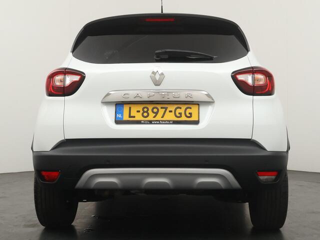 Renault CAPTUR 1.3 TCe Intens - Automaat - Navigatie - Climate Controle - Keyless Entry & Start