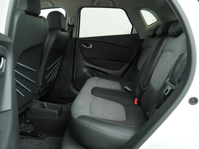 Renault CAPTUR 1.3 TCe Intens - Automaat - Navigatie - Climate Controle - Keyless Entry & Start
