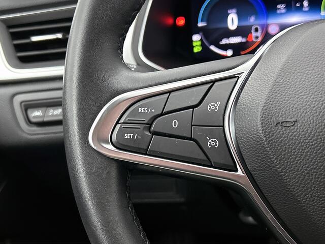 Renault CAPTUR 1.6 E-Tech Plug-in Hybrid 160 Intens 18", Carplay