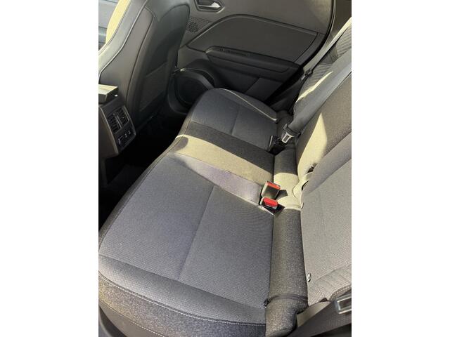 Renault CAPTUR 1.6 E-Tech full hybrid 145 Techno / Navigatie