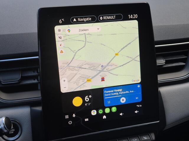 Renault CAPTUR 1.3 TCe 140 Initiale Paris Automaat / Dealer onderhouden / Trekgewicht 1500 kg / Glazen schuif- en kanteldak / Rondomzicht camera / Bose Audio Systeem / Stuur-, en Stoel verwarming / Apple Carplay Android Auto / Cruise control /