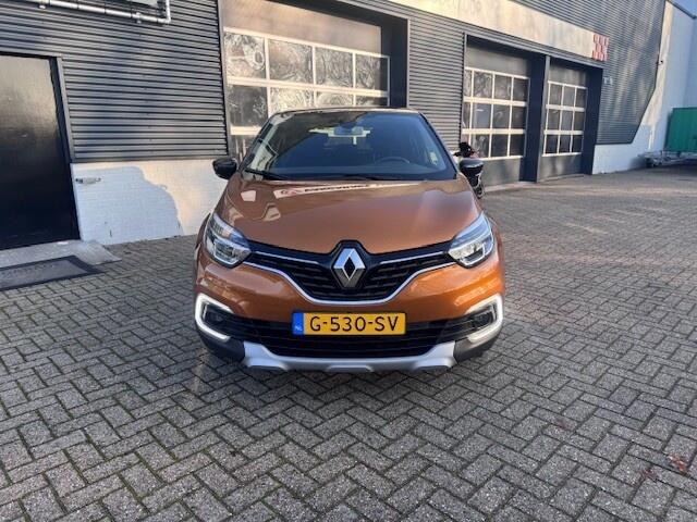 Renault CAPTUR 1.3 TCe Intens Automaat en Led koplampen. Navi.