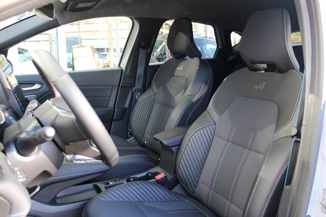 Renault CAPTUR 1.6 E-Tech full hybrid 145 esprit Alpine Automaat | Achterruitrij Camera | Navigatiesysteem | Dodehoek detectie | Adaptive cruise control