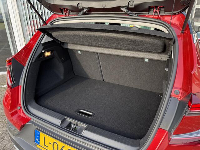 Renault CAPTUR 1.3 TCe 140 Intens | NAP | Navigatie | Achteruitrijcamera | DAB | Climate Control | Key-less | LED | Cruise Control | Lichtmetaal |