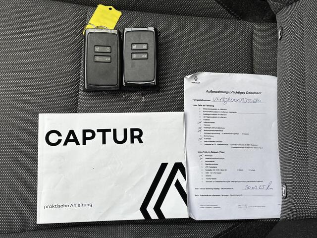 Renault CAPTUR Mild Hybrid 160 EDC Techno Automaat / Fabrieksgarantie tot 09-2026 / All Season Banden / 1.200kg Trekgewicht / Stoel & Stuurverwarming / Achteruitrijcamera / Apple Carplay & Android Auto / Navigatie /