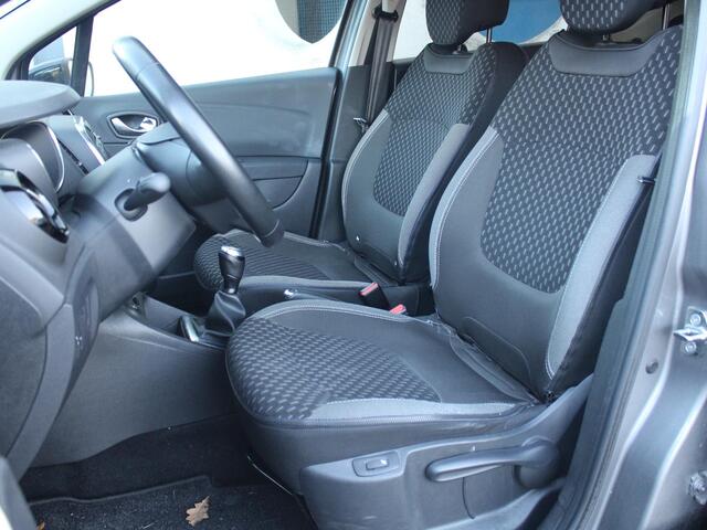 Renault CAPTUR 0.9 TCe Intens | NAVIGATIE |
