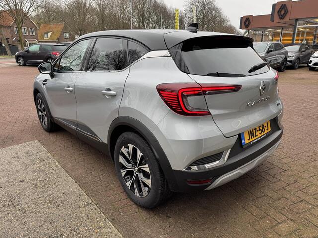 Renault CAPTUR 1.6 E-Tech Hybrid 145 Intens+Camera!!