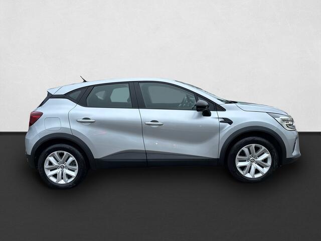 Renault CAPTUR 1.6 E-Tech full hybrid 145 evolution NAVI / CAMERA / CRUISE / PDC VOOR&ACHTER