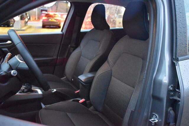 Renault CAPTUR 1.0 TCe 90 Zen 1e Eigenaar | Carplay Navigatie | 100% Onderhouden | 12 mnd BOVAG garantie | Whatsapp 06-53188999