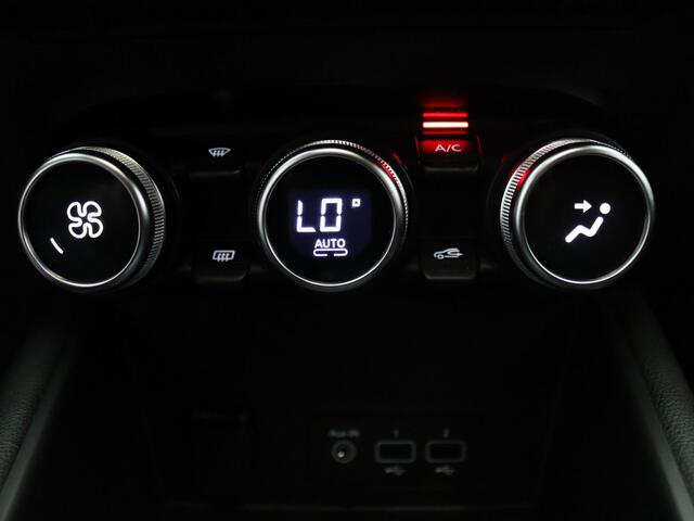 Renault CAPTUR 140pk TCe R.S. Line Camera | Cruise | Navi | Parkeersens. v+a