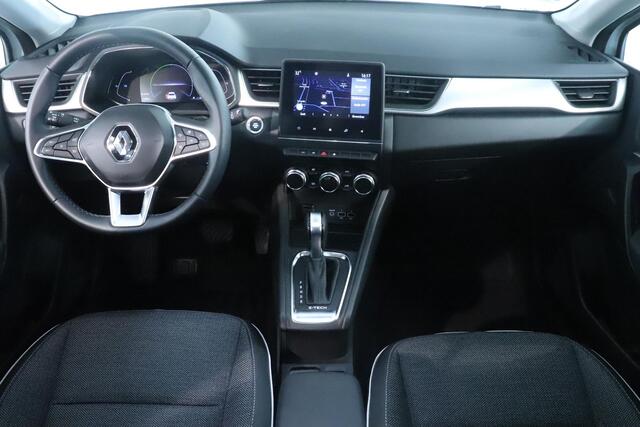 Renault CAPTUR 1.6 E-Tech Hybrid 145 Intens | Camera | Navigatie | Climate control | Cruise control | 18" Lichtmetaal | LED koplampen |