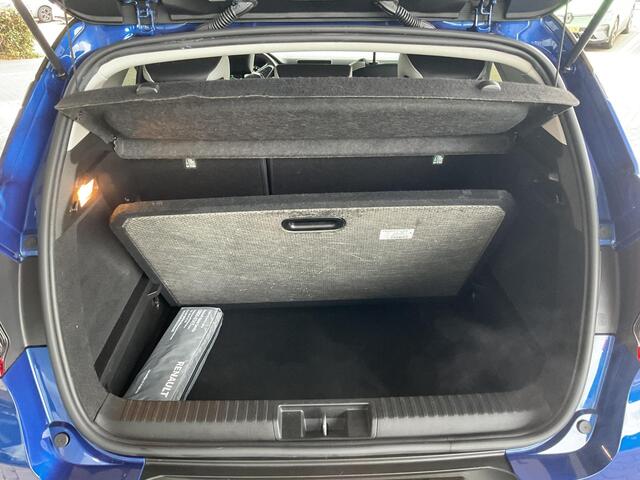 Renault CAPTUR 1.0 TCe 100 Intens / NAVIGATIE / CLIMATE CONTROL / PDC