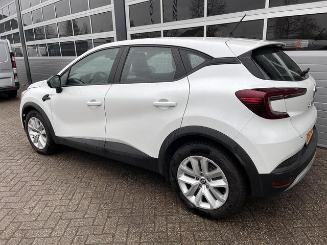Renault CAPTUR 1.6 E-Tech Hybrid 145 Business
