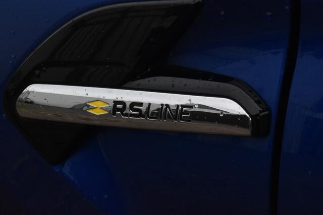 Renault CAPTUR 1.3 TCe 140pk R.S. Line Automaat | Navigatie | Panoramisch open dak | Camera | Parkeersensoren V+A | Carplay & Android Auto | 18 inch LMV | Cruise control | DAB+ Tuner | Bluetooth | isofix bevestigingspunten | 7-traps Automaat | Zeer compleet!!