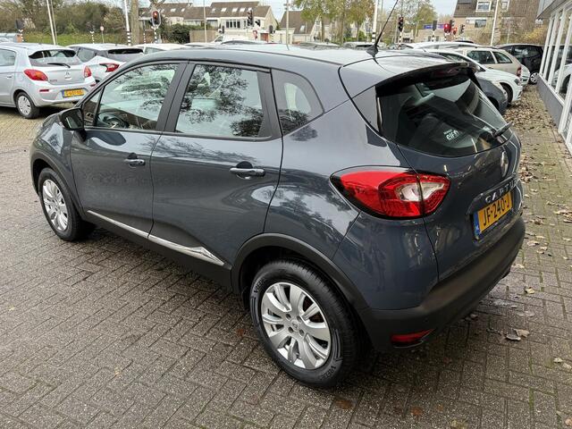 Renault CAPTUR 0.9 TCe Expression / Airco/ Navigatie/ Cruise/ PDC/ LMV