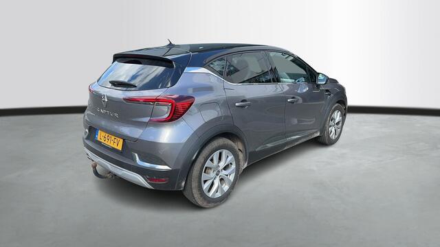 Renault CAPTUR 1.3 TCe 140pk Intens Automaat / Navigatie / Keyless / Camera / Trekhaak