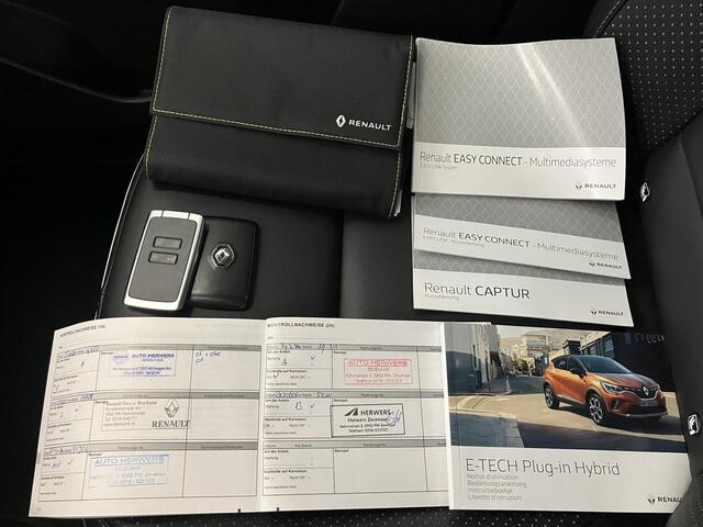 Renault CAPTUR 1.6 E-Tech Plug-in Hybrid 160 Serie Limitée E-TECH / Dealer Onderhouden / Lederen Bekleding / Trekhaak / Navigatie / Stoel- en Stuurverwarming / 360 Graden Camera / Elektrisch Verstelbare Stoel /