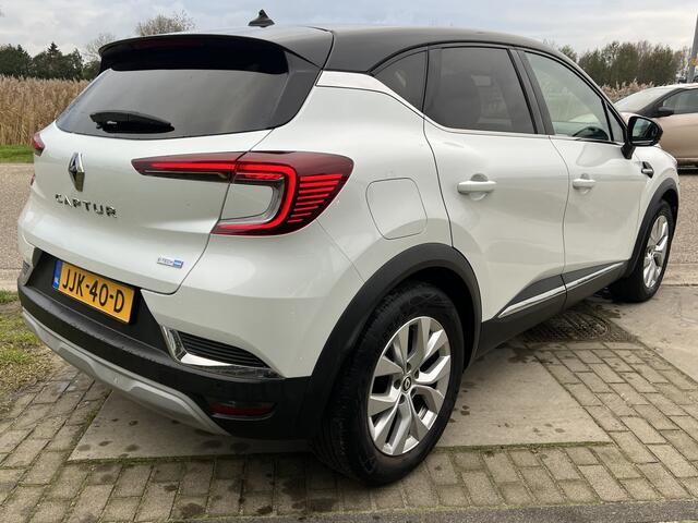 Renault CAPTUR 1.6 E-Tech Hybrid 145PK Intens / Camera / Cruise / Parkeersensor V+A / Applecarplay - Androidauto /