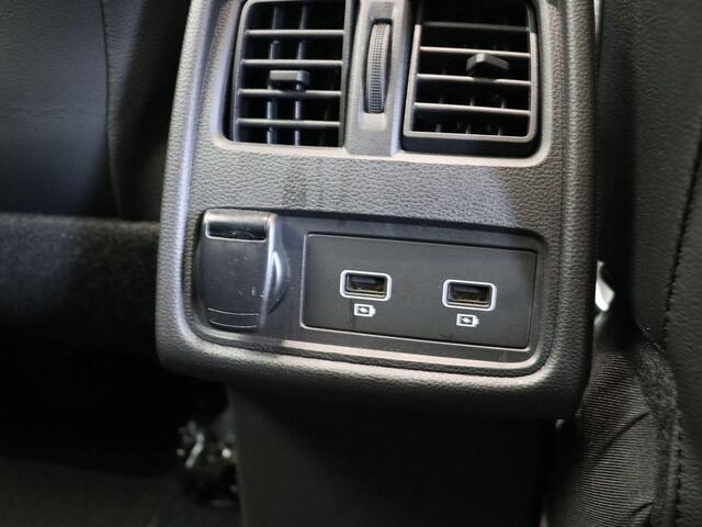 Renault CAPTUR TCe 100pk Intens | Clima | Navi | LED | Achteruitrij camera.