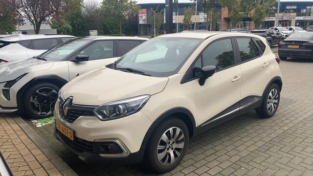 Renault CAPTUR 0.9 TCe Zen | Airco | Cruise Control | Lichtmetalen Velgen 16" | Parkeersensor Achter | Navigatie