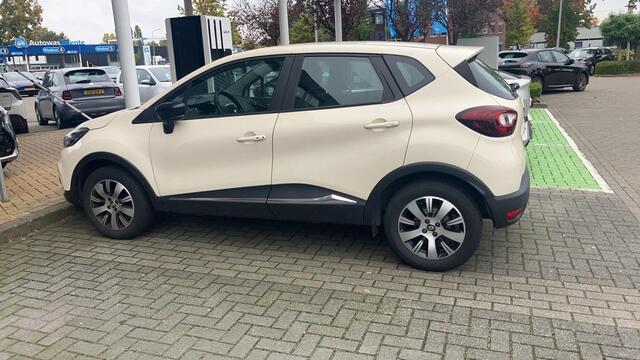 Renault CAPTUR 0.9 TCe Zen | Airco | Cruise Control | Lichtmetalen Velgen 16" | Parkeersensor Achter | Navigatie