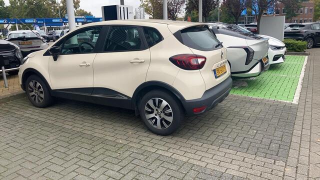 Renault CAPTUR 0.9 TCe Zen | Airco | Cruise Control | Lichtmetalen Velgen 16" | Parkeersensor Achter | Navigatie