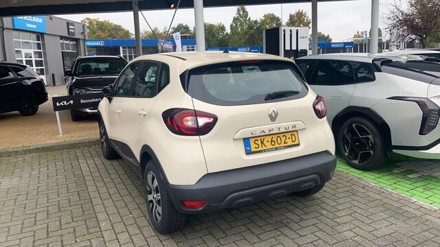 Renault CAPTUR 0.9 TCe Zen | Airco | Cruise Control | Lichtmetalen Velgen 16" | Parkeersensor Achter | Navigatie