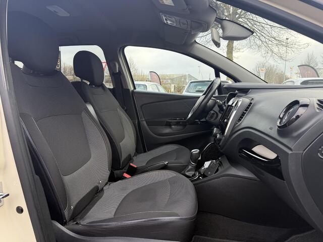 Renault CAPTUR 1.2 TCe Dynamique Dealer Onderhouden,Navi,Camera,Trekhaak,Automaat,Clima,Cruise,Lm velgen,120pk,Pdc V+A,Bj 12-2016,Apk tot 12-2026