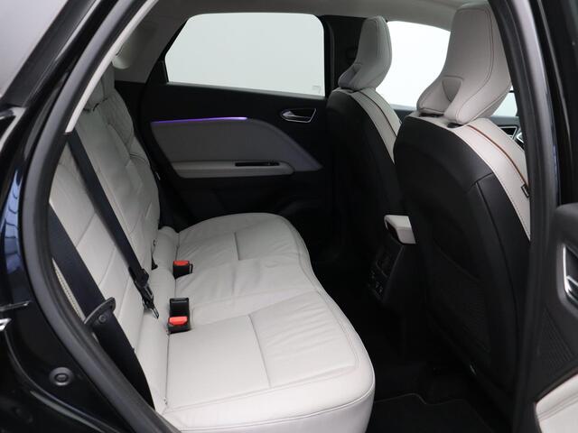Renault CAPTUR Phev 160pk Initiale Paris | Panoramisch dak | Leder | Elektr.best.stoel | Clima | Bose Audio | Stoel en stuurwielverwarming.