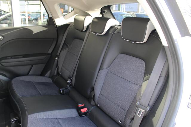 Renault CAPTUR 1.3 TCe 130 Edition One Bose | Trekhaak 1500 kg Trekgewicht | All Season Banden | Schuif kantel dak