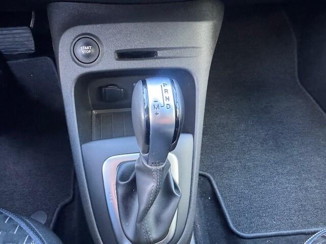 Renault CAPTUR 1.3 TCe Intens Automaat en Led koplampen. Navi.