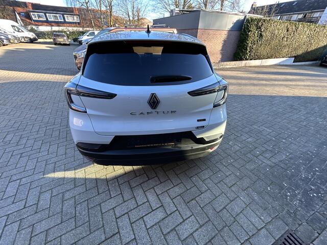 Renault CAPTUR 1.6 E-Tech full hybrid 145 techno