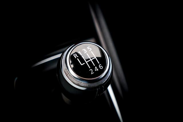 Renault CAPTUR 1.0 TCe 90 Intens | Nieuw Model | Clima | Navi | Pdc | Cruise | | Two-tone | Privacy glass | Dab | Led | Keyless start |