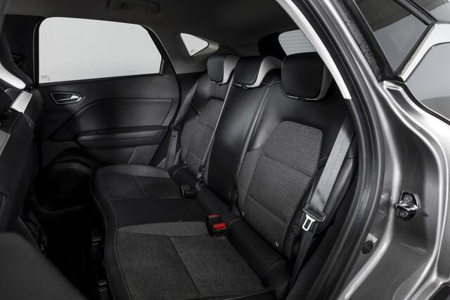 Renault CAPTUR 1.3 TCe 130 Intens 130 PK - Automaat | Dig. Cockpit | Cruise | PDC | | Camera | NAV + App. Connect | ECC | Afn. Trekhaak | DAB | LM 18" |