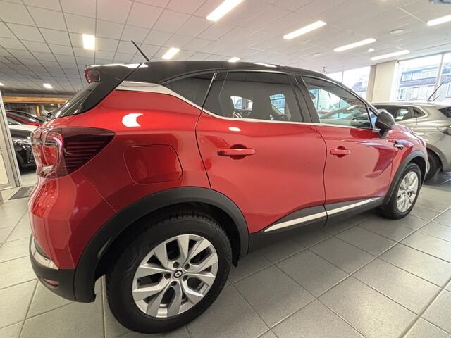 Renault CAPTUR 1.3 TCe 140 Intens - CAMERA - CARPLAY - PDC voor + achter