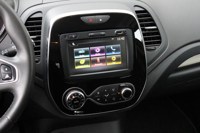 Renault CAPTUR 0.9 TCe Limited Trekhaak | Stoelverwarming | Navigatiesysteem