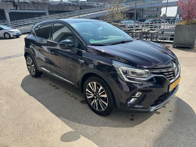 Renault CAPTUR 1.3 TCe 155pk Initiale Paris Automaat / Navigatie / Camera / Bose / Trekhaak