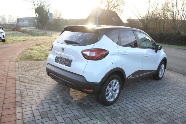 Renault CAPTUR 1.3 TCe Intens Clima-Cruise-Navi-Parkeersensoren