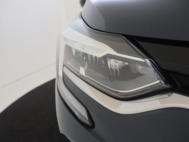 Renault CAPTUR 1.6 E-Tech Plug-in Hybrid 160 Intens | Automaat | Navigatie | Parkeer sensoren voor + Achter | Achteruitrijcamera |Climate Control | Android auto | Apple carplay