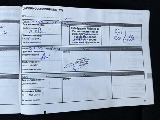 Renault CAPTUR 0.9 TCe / Trekhaak / Parkeersenoren. Achter / Keyless / Airco / Armsteun / LMV /