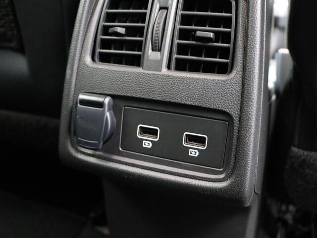 Renault CAPTUR E-Tech Hybrid 145pk Techno | Grootscherm navigatie | Digitaal dashboard | Achteruitrijcamera | Parkeersensoren voor/achter |