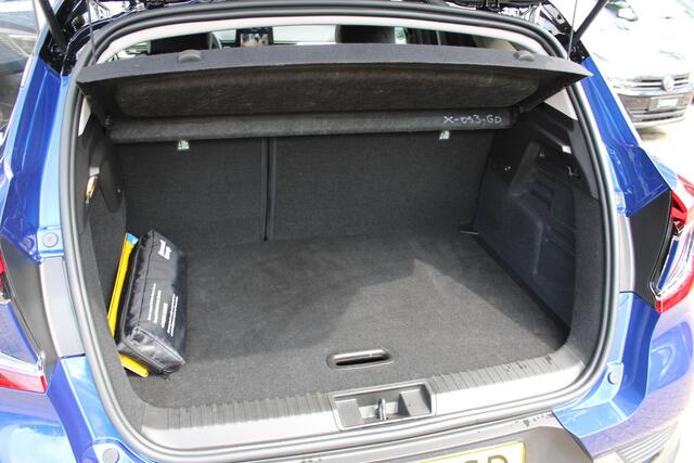 Renault CAPTUR 1.0 TCe 90 Techno | 360° Rondomzichtcamera | Bose audio | 9,3" Touchscreen