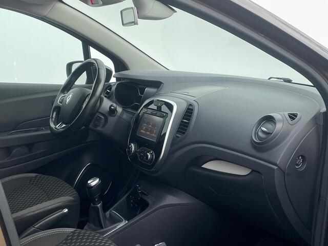 Renault CAPTUR 0.9 TCe | Trekhaak | Camera | Stoelverw. | 4 seiz banden | LED | Keyless entry | Apple Carplay