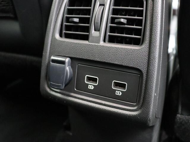 Renault CAPTUR E-Tech Hybrid 145pk Techno | Achteruitrijcamera | Navigatie |