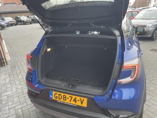 Renault CAPTUR 1.6 E-Tech full hybrid 145 esprit Alpine / Pack advanced driving assist / Pack Light & Sound / Pack winter / Pack navigation urban / Vraag naar beschikbaarheid