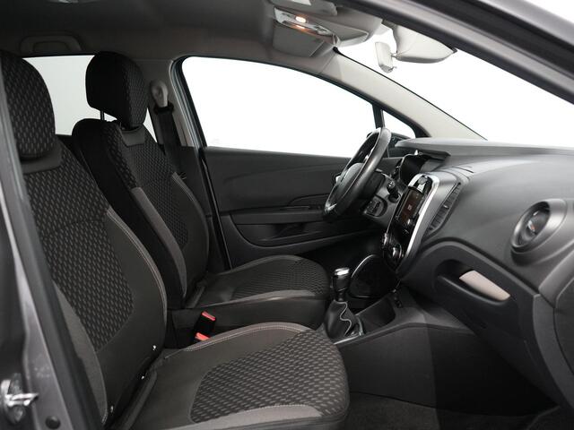Renault CAPTUR 0.9 TCe Intens | Camera | Navi | Trekhaak | Stoelverwarming | LED