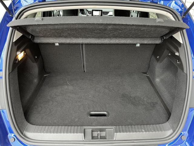 Renault CAPTUR 1.0 TCe 90 Intens | Achteruitrijcamera | Apple CarPlay / Android Auto | All Season Banden | Navigatie |