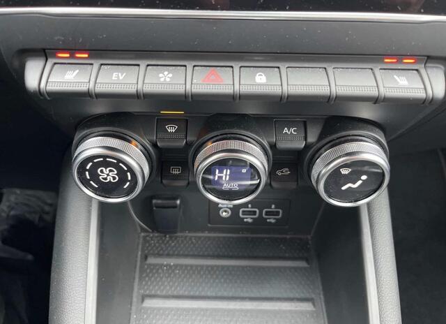 Renault CAPTUR 1.6 E-Tech Plug-in Hybrid 160 Intens | Schuifdak | Navigatie | Apple Carplay | Verwacht |