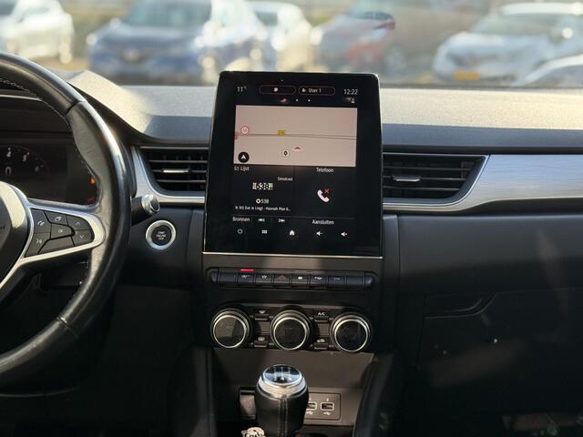 Renault CAPTUR 1.0 TCe 100 Intens | NAP | 360 graden camera | Navigatie groot | Climate Control | DAB | Key-less |